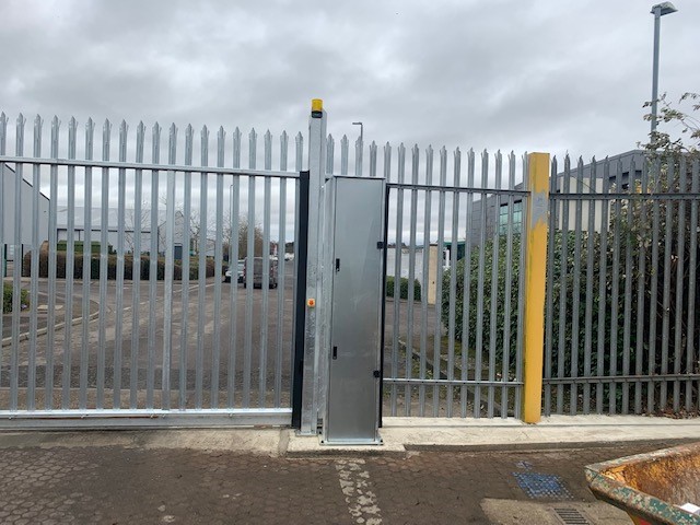 Full height automated gate